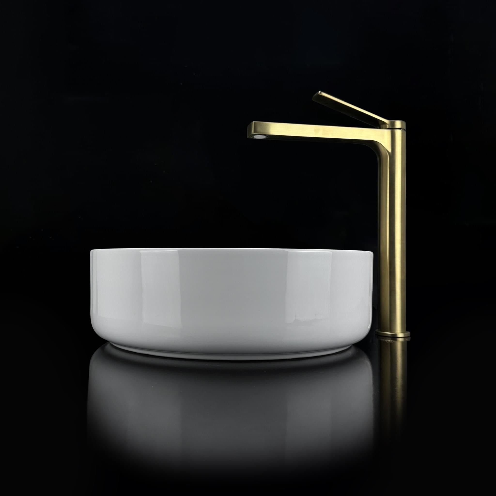 Monomando Alto para Lavabo acabado Oro Cepillado