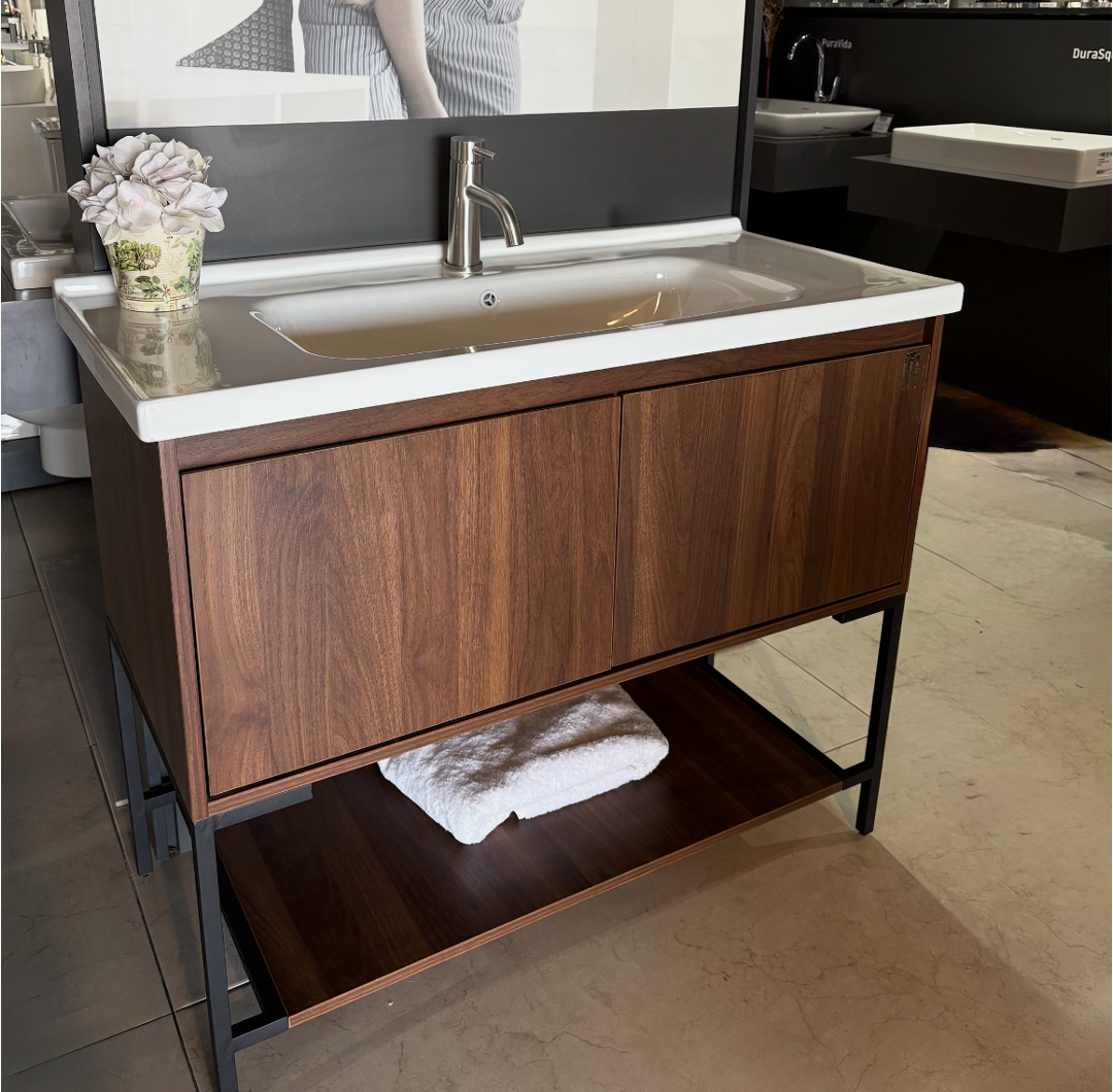 Gabinete para Baño con Lavabo integrado a Cubierta. Medidas 100x46x85 cm.
